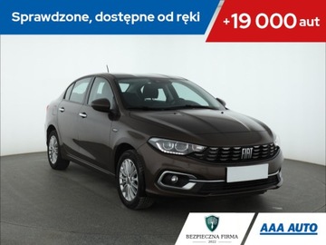 Fiat Tipo II Sedan Facelifting 1.0 T3 Turbo 100KM 2022 Fiat Tipo 1.0 FireFly, Salon Polska