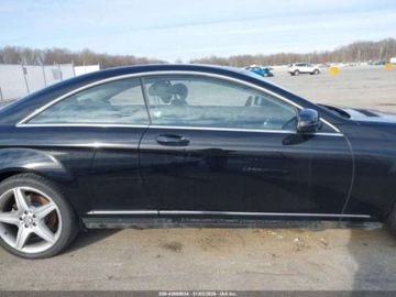 Mercedes CL W216 2010 Mercedes-Benz CL 550 4Matic 2010 5.5 Benzyna 382KM, zdjęcie 6