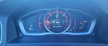 Volvo V60 I Kombi Facelifting 2.0 D4 DRIVE-E 181KM 2014 Volvo V60 Volvo V60 D4 Geartronic Ocean Race 2.0 Diesel 181KM, zdjęcie 18