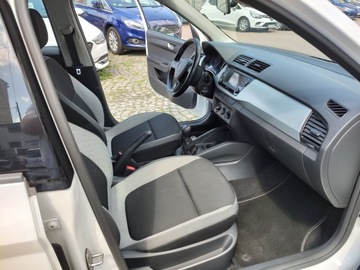 Skoda Fabia III Kombi 1.4 TDI 90KM 2017 SKODA FABIA III kombi (NJ5) 1.4 TDI 90 KM 2017 rok, zdjęcie 19