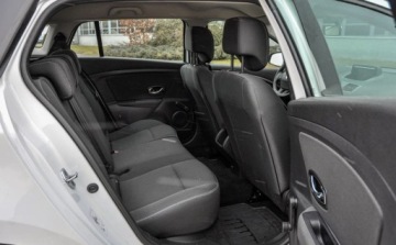 Renault Megane III Grandtour Facelifting 2013 Energy TCe 115KM 2015 Renault Megane 2015 r. Bezwypadkowy 1.2 Benzyna 115KM, zdjęcie 11