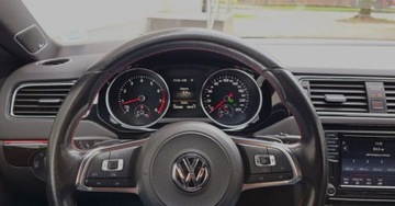 Volkswagen Jetta VI 2017 Volkswagen Jetta 2,0 benzyna 210 KM NAVI LED a..., zdjęcie 19
