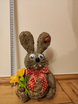 ZAJĄC Z SIANA ZAJĄCZEK WIELKANOC 25 cm POLSKI eko