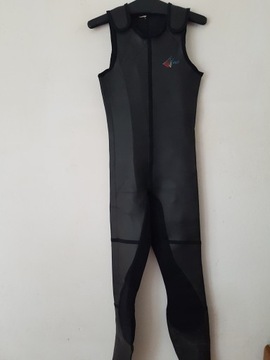 AUJ PIANKA NEOPRENOWA ROZ.S\M