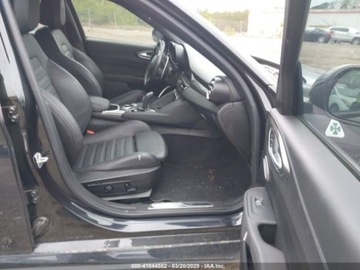 Alfa Romeo Giulia II 2023 Alfa Romeo Giulia Quadrifolgio, 2023r., 2.9L 2.9 Benzyna 505KM, zdjęcie 8