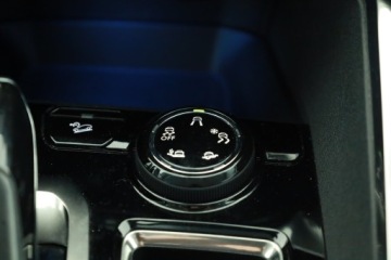 Peugeot 3008 II Crossover 1.2 PureTech 130KM 2018 Peugeot 3008 1.2 PureTech, Salon Polska, zdjęcie 16