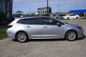 Toyota Corolla XII TS Kombi Facelifting 1.8 Hybrid 140KM 2023 Toyota Corolla COMFORTTech 1.8 Hybrid 140 KM kombi 1.8 Hybryda 140KM, zdjęcie 7