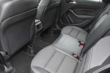 Mercedes Klasa B W246 Sports Tourer Facelifting 1.6 180 122KM 2016 Mercedes-Benz Klasa B MERCEDES B180 122KM ALU17 Automat LED WEBASTO Navi G, zdjęcie 32