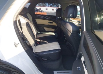 Bentley Bentayga 2021 Bentley Bentayga 2021r., V8, 4L, od ubezpieczalni 4.0 Benzyna 550KM, zdjęcie 10