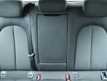 Audi A6 C7 Avant Facelifting 2.0 TDI ultra 190KM 2014 Audi A6 2.0 TDI, 187 KM, Automat, Xenon, Bi-Xenon, zdjęcie 9