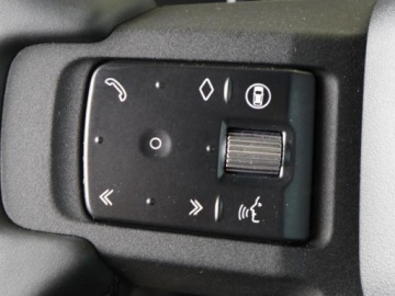 Land Rover Defender IV (L663) 2025 LAND ROVER Defender 130 5.0 P425 Outbound Suv 2025, zdjęcie 7