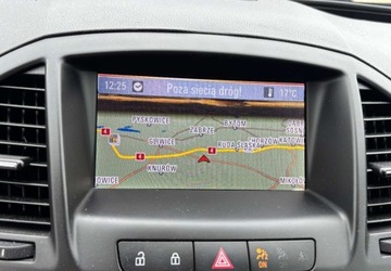 Opel Insignia I Sedan 2.0 Turbo ECOTEC 220KM 2010 Opel Insignia 2010 r. 2.0 Benzyna 220KM, zdjęcie 15