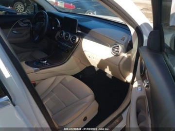 Mercedes GLC C253 2019 Mercedes-Benz GLC 2019r., 300, od ubezpieczalni 2.0 Benzyna 241KM, zdjęcie 8