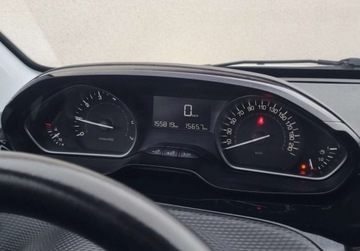 Peugeot 2008 I SUV Facelifting 1.2 PureTech 110KM 2017 Peugeot 2008 Lift SLICZNY 1.2 Benzyna 110KM Bogata Wersja ORYGINAL Zadbany, zdjęcie 18