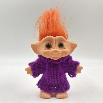 Набор из 2 кукол с яркими волосами, маленького мальчика и фигурки топпера для торта.