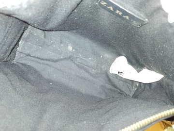 ZARA/ Богато украшенная сумка-почтальон из Мадрида.