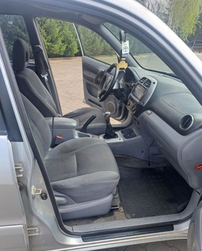 Toyota RAV4 II 2.0 16V D-4D 116KM 2002 Toyota RAV4 Toyota RAV4 2.0 D-4D 4x4 2.0 Diesel 116KM, zdjęcie 14
