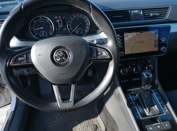 Skoda Superb III Kombi 2.0 TDI 150KM 2018 Skoda Superb 2,0 TDi DSG7 Ambition Plus Krajowy ACC Keyles El.Klapa Carplay, zdjęcie 12