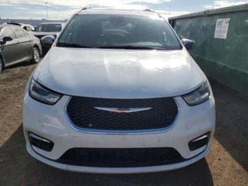 Chrysler Pacifica II 2023 Chrysler Pacifica 2023, 3.6L, LIMITED, po gradobiciu 3.6 Benzyna 287KM, zdjęcie 2