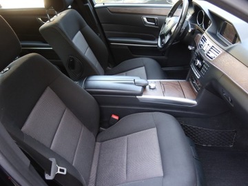 Mercedes Klasa E W212 Kombi Facelifting 200 CDI 136KM 2013 Mercedes E E 200 CDI, Automat, Navi, Klima, zdjęcie 8