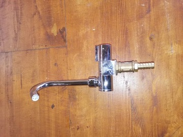 Душ с поворотной палубой Whale для яхты