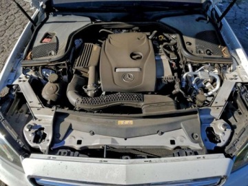 Mercedes Klasa E W213 2017 Mercedes-Benz Klasa E 300 2017 2.0l 2.0 Benzyna 241KM, zdjęcie 6