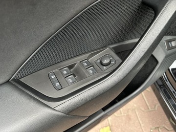 Skoda Octavia IV Kombi 2.0 TDI SCR 200KM 2022 Skoda Octavia 2.0 TDI 4x4 RS DSG 200KM Pakiet Simp, zdjęcie 27