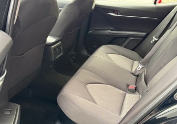 Toyota Camry IX Sedan 2.5 Hybrid Dynamic Force 218KM 2021 Toyota Camry salon Polska, FV-VAT 23, Gwarancja, 1 rej. 2022r. 2.5 Hybryda, zdjęcie 12