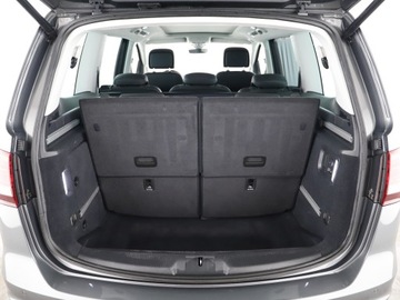 Volkswagen Sharan II Van Facelifting 1.4 TSI 150KM 2021 Volkswagen Sharan 1.4TSI 150KM 7os Webasto Panoram, zdjęcie 11