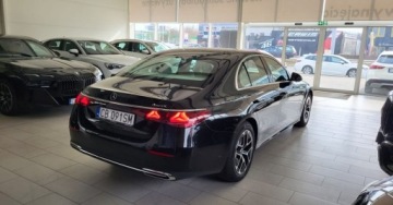 Mercedes Klasa E W214 2025 Mercedes-Benz Klasa E Salon Polska Aut 9G 4x4 5L radary 2.0 Diesel 195KM, zdjęcie 2