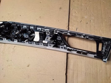 ДЕКОРАТИВНАЯ ПЛАНКА НА БОРТУ BMW 5 G30 G31