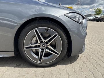 Mercedes Klasa C W206 Limuzyna 1.5 180 170KM 2024 Mercedes-Benz C 180, zdjęcie 8