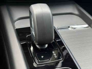 Volvo XC60 II Crossover Plug-In Facelifting 2.0 T6 350KM 2024 Volvo XC 60 T6 Plug-In | AWD | Plus Dark | FV23% |, zdjęcie 17