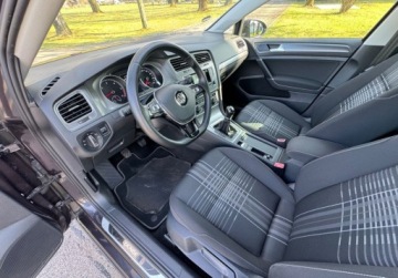 Volkswagen Golf VII Hatchback 3d 1.6 TDI BlueMotion 110KM 2015 Volkswagen Golf Bezwypadkowy, nowe sprzeglo, LOUNGE 1.6 Diesel 110KM, zdjęcie 28