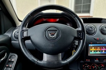 Dacia Duster I SUV Facelifting 1.2 TCe (Euro 6) 125KM 2016 Dacia Duster Filmik VIDEO Nawigacja Czujniki Parkowania Tempomat Komputer, zdjęcie 8