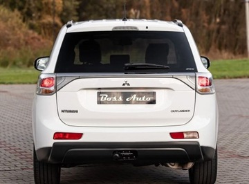 Mitsubishi Outlander III SUV 2.2 DOHC DI-D 150KM 2013 Mitsubishi Outlander 2.2DiD 150KM Full Skora Navi Camera Xenon Szyber Full, zdjęcie 10