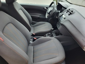 Seat Ibiza IV Hatchback 5d 1.2 MPI 70KM 2011 Seat Ibiza 1.2 Benzyna, zdjęcie 21