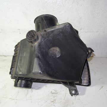 BMW 5 E60 E61 POUZDRO FILTRU VZDUCHU 7521030