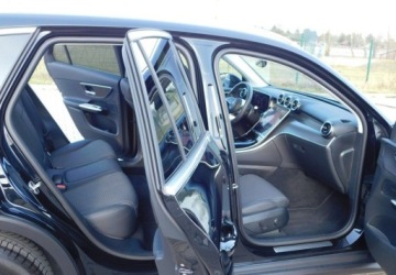 Mercedes GLC C254/X254 Coupe 2.0 200 204KM 2024 Mercedes-Benz GLC Gwarancja A.S.O Stan Nowy Faktura VAT 23 2.0 Benzyna, zdjęcie 17