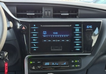 Toyota Auris II Touring Sports Facelifting 1.33 Dual VVT-i 99KM 2017 Toyota Auris salon Polska, serwis ASO Toyota, Gwarancja 1.3 Benzyna 99KM, zdjęcie 5