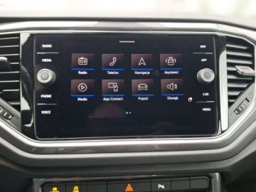 Volkswagen T-Roc I SUV 1.5 TSI ACT 150KM 2021 Volkswagen T-Roc reflektory LED navi kamera Keyless tempomat ACC pod, zdjęcie 18