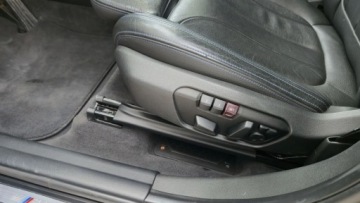 BMW X1 F48 Crossover xDrive25i 231KM 2017 BMW X1 2,0 benzyna 231 KM X-drive automat M-pakiet 2.0 Benzyna 231KM, zdjęcie 7