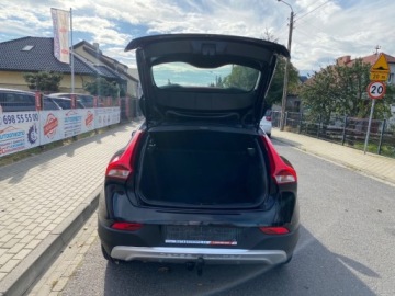 Volvo V40 II Hatchback Facelifting 2.0 D2 120KM 2017 Volvo V40 CROSS COUNTRY LEDY NAWIGACJA PARKTRONIC KLIMA PODGRZEWANE FOTELE, zdjęcie 18