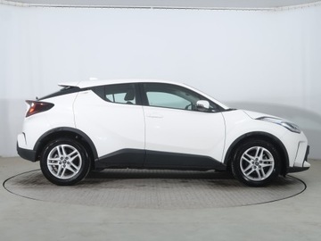 Toyota C-HR I Crossover Facelifting 1.8 Hybrid 122KM 2022 Toyota C-HR 1.8 Hybrid, Serwis ASO, Automat, zdjęcie 5