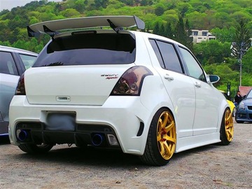 SUZUKI SWIFT IV 04-10 Заглушка отверстия стеклоочистителя заднего стекла