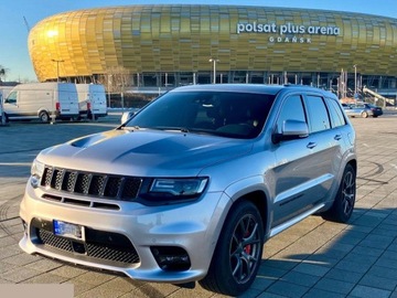 Jeep Grand Cherokee IV 2013 Jeep Grand Cherokee 6.4 V8 SRT8 Benzyna 468KM 4x4 2013r Niski przebieg, zdjęcie 3