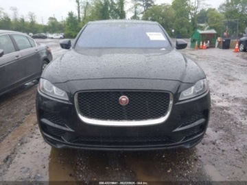 Jaguar E-Pace 2020 Jaguar E-Pace Prestige p300 2.0 Benzyna 296KM, zdjęcie 5