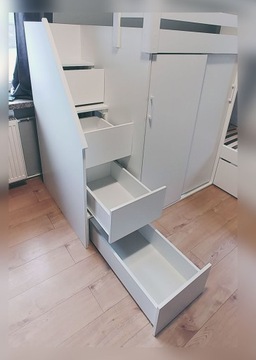 Кровать-мезонин с большим письменным столом и полкой DESK.
