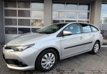Toyota Auris II Touring Sports Facelifting 1.33 Dual VVT-i 99KM 2017 Toyota Auris salon Polska, serwis ASO Toyota, Gwarancja 1.3 Benzyna 99KM, zdjęcie 17