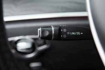 Mercedes Klasa E W213 Cabrio 2.0 200 184KM 2017 Mercedes-Benz Klasa E 200 Coupe AMG Salon PL Autotrade Mercedes-Benz, zdjęcie 22